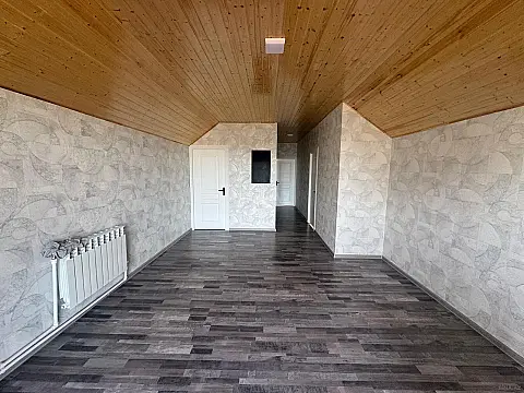 Satılır 7 otaqlı həyət evi 181 m²