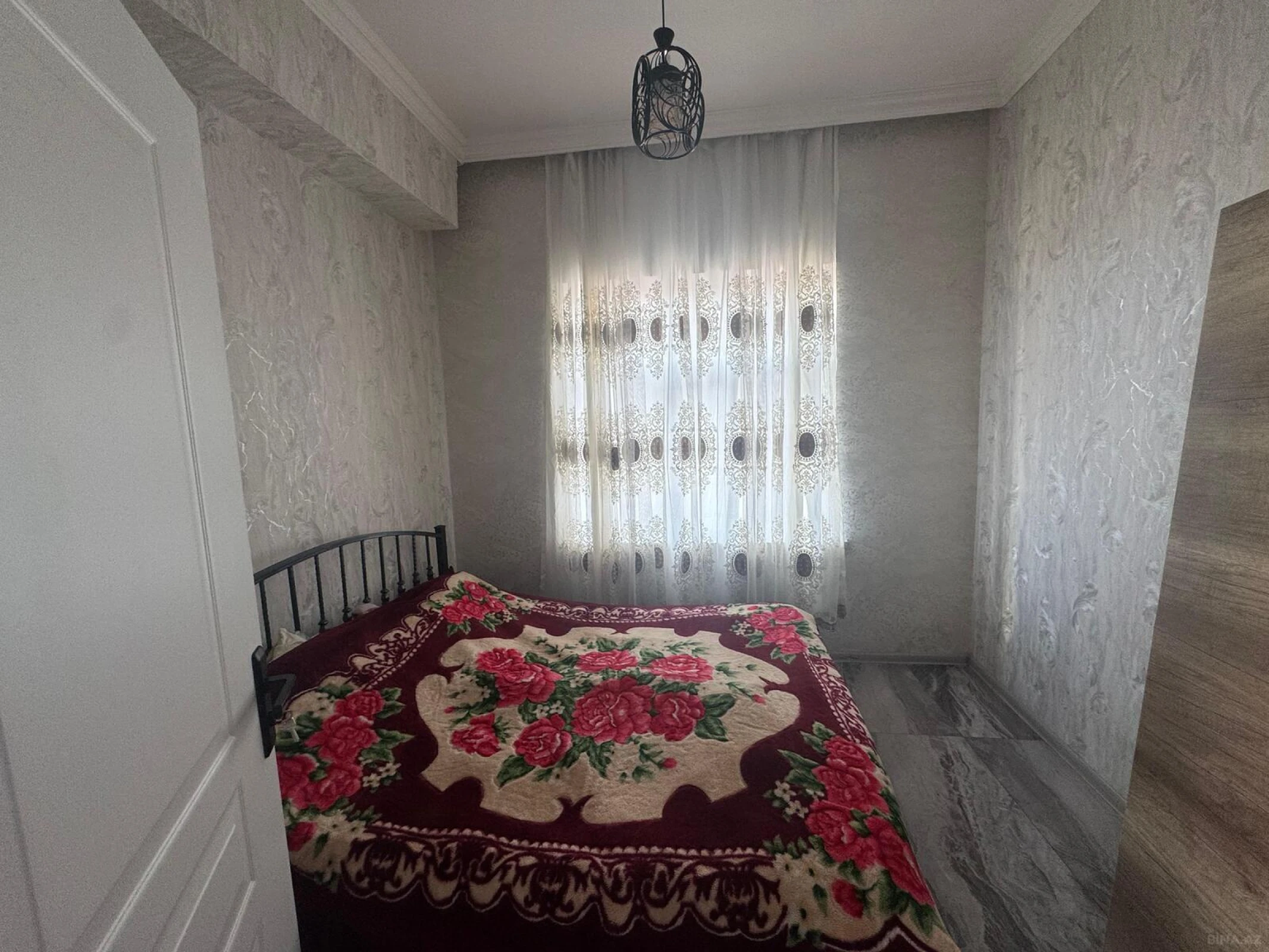 Satılır 7 otaqlı həyət evi 181 m²