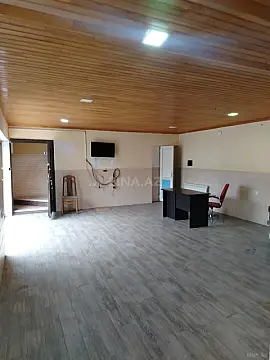 Satılır 12 otaqlı həyət evi 404 m²