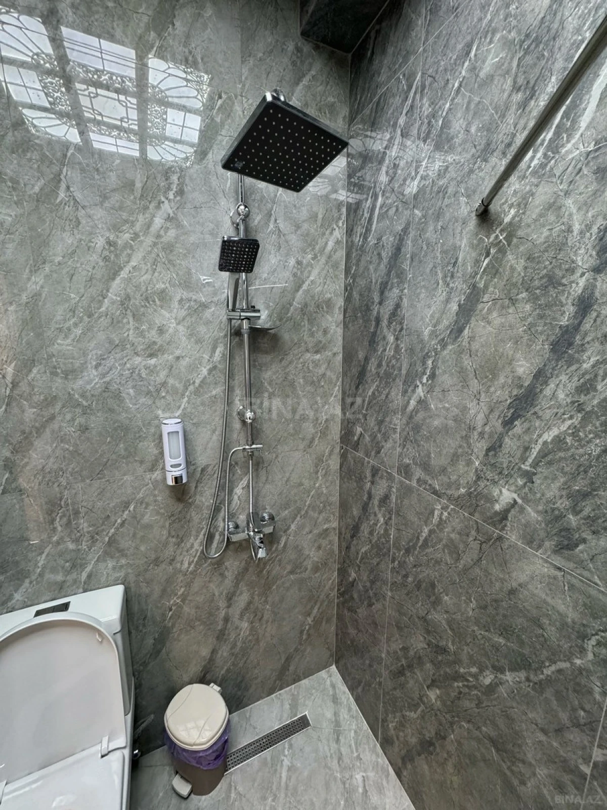 Kirayə verilir 1 otaqlı mənzil 55 m²