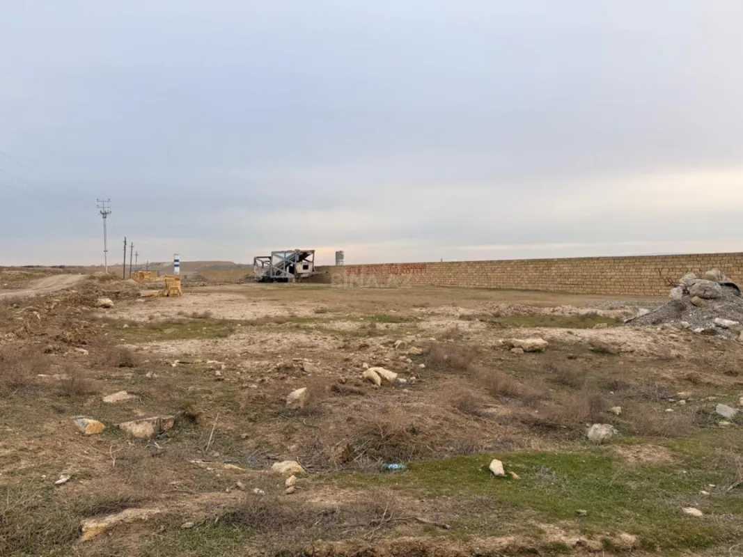 Satılır torpaq sahəsi 25 m²