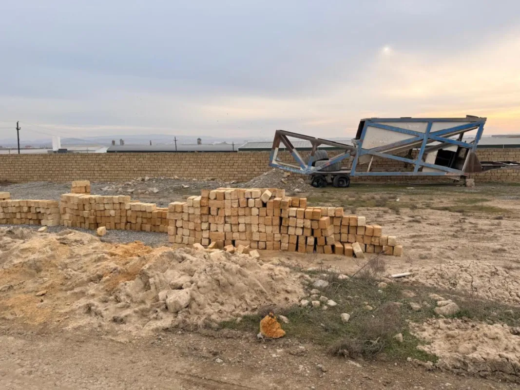 Satılır torpaq sahəsi 25 m²