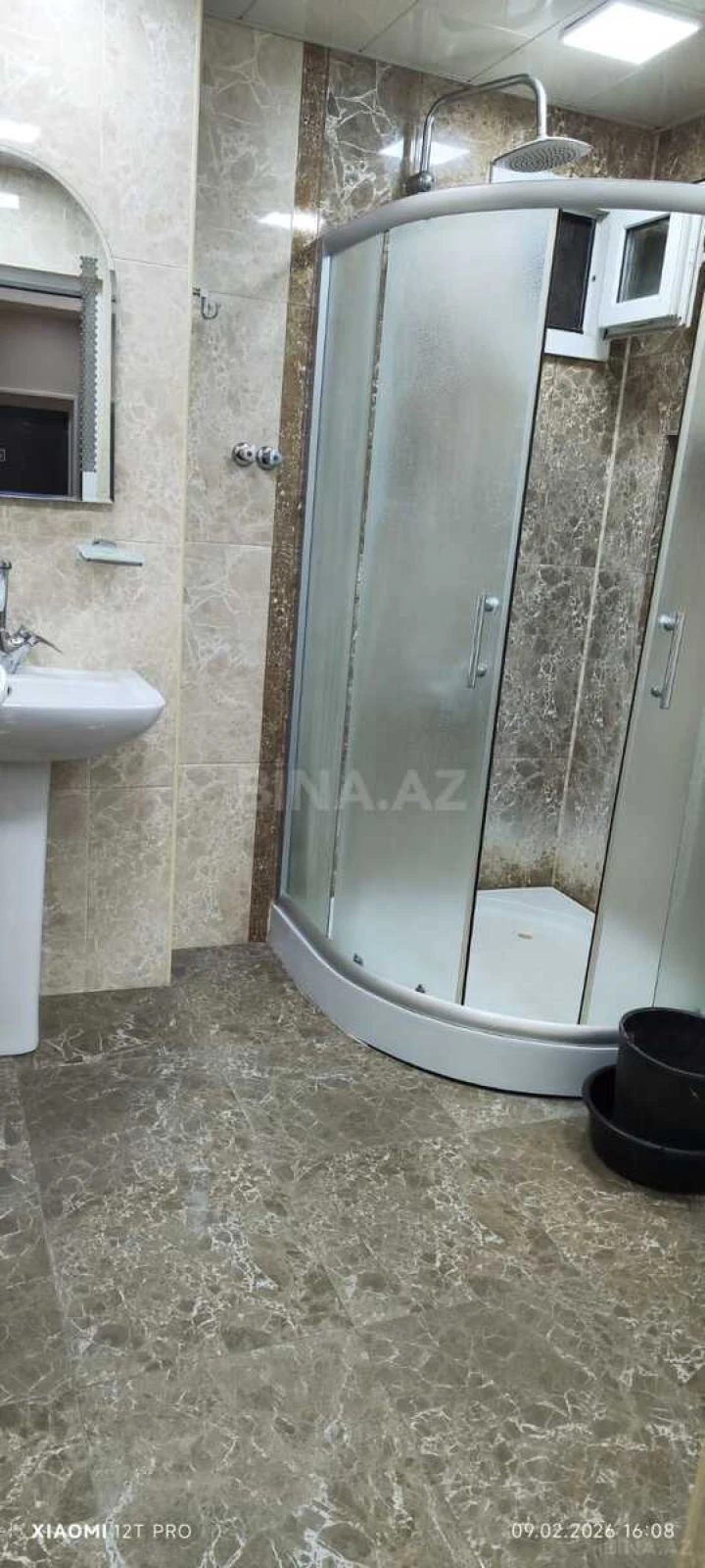 Kirayə verilir 2 otaqlı mənzil 60 m²