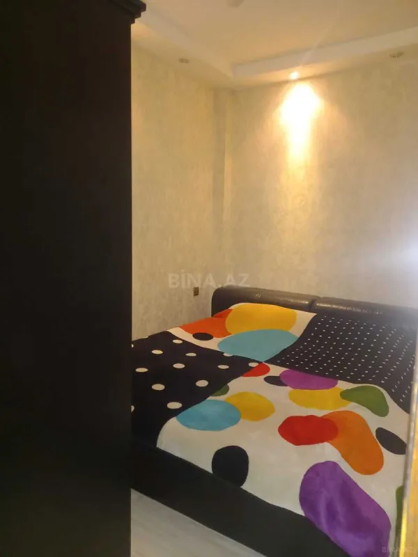 Kirayə verilir 2 otaqlı mənzil 55 m²