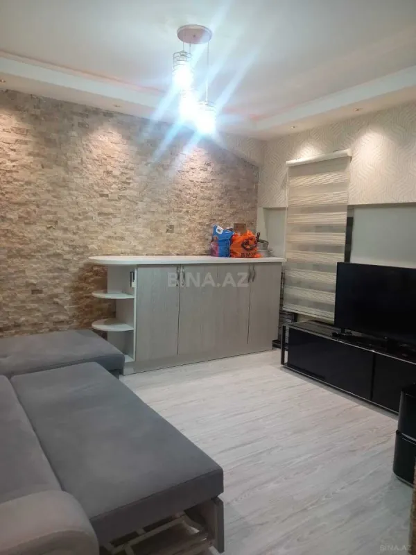 Kirayə verilir 2 otaqlı mənzil 55 m²