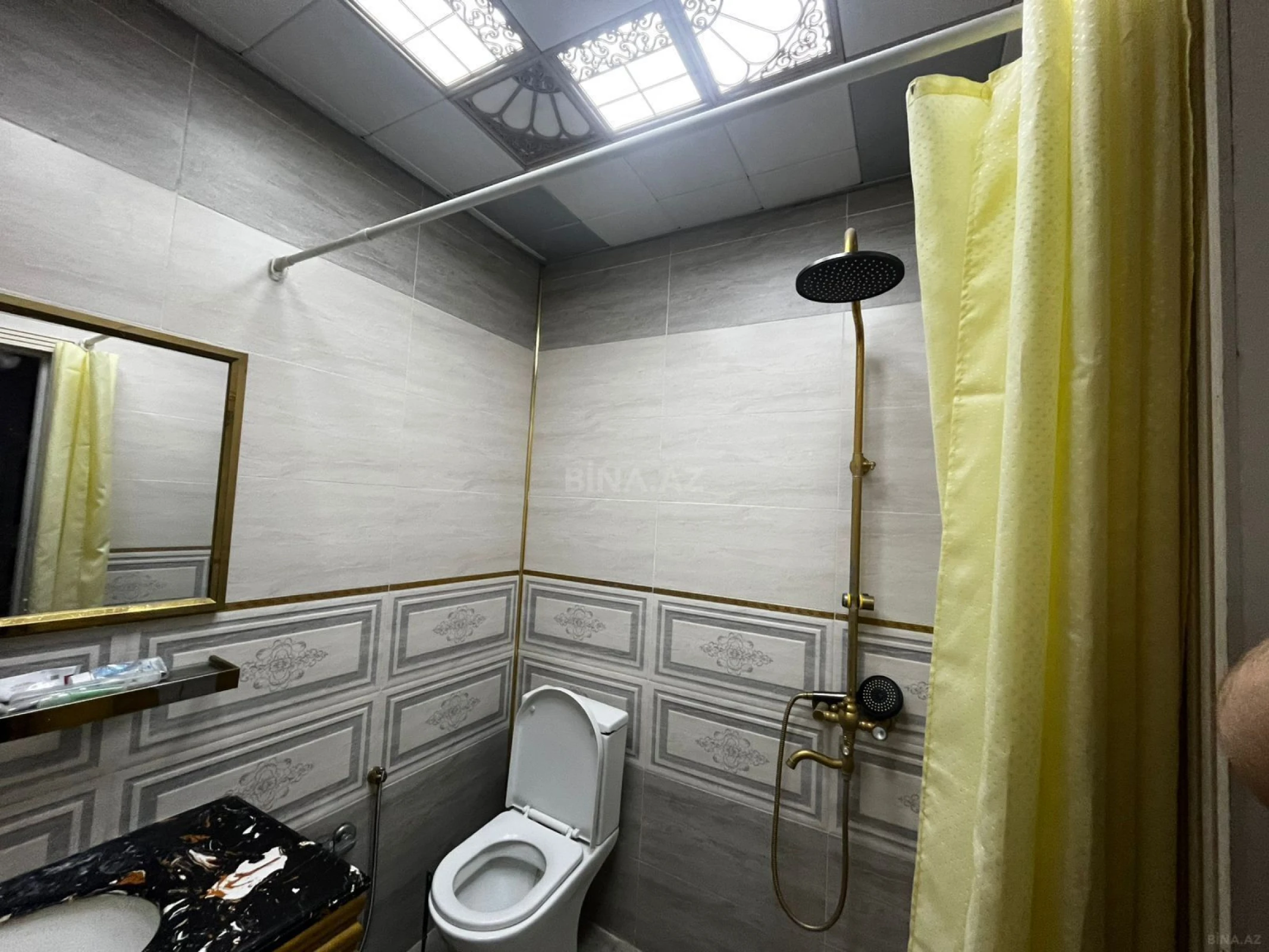 Kirayə verilir 2 otaqlı mənzil 95 m²