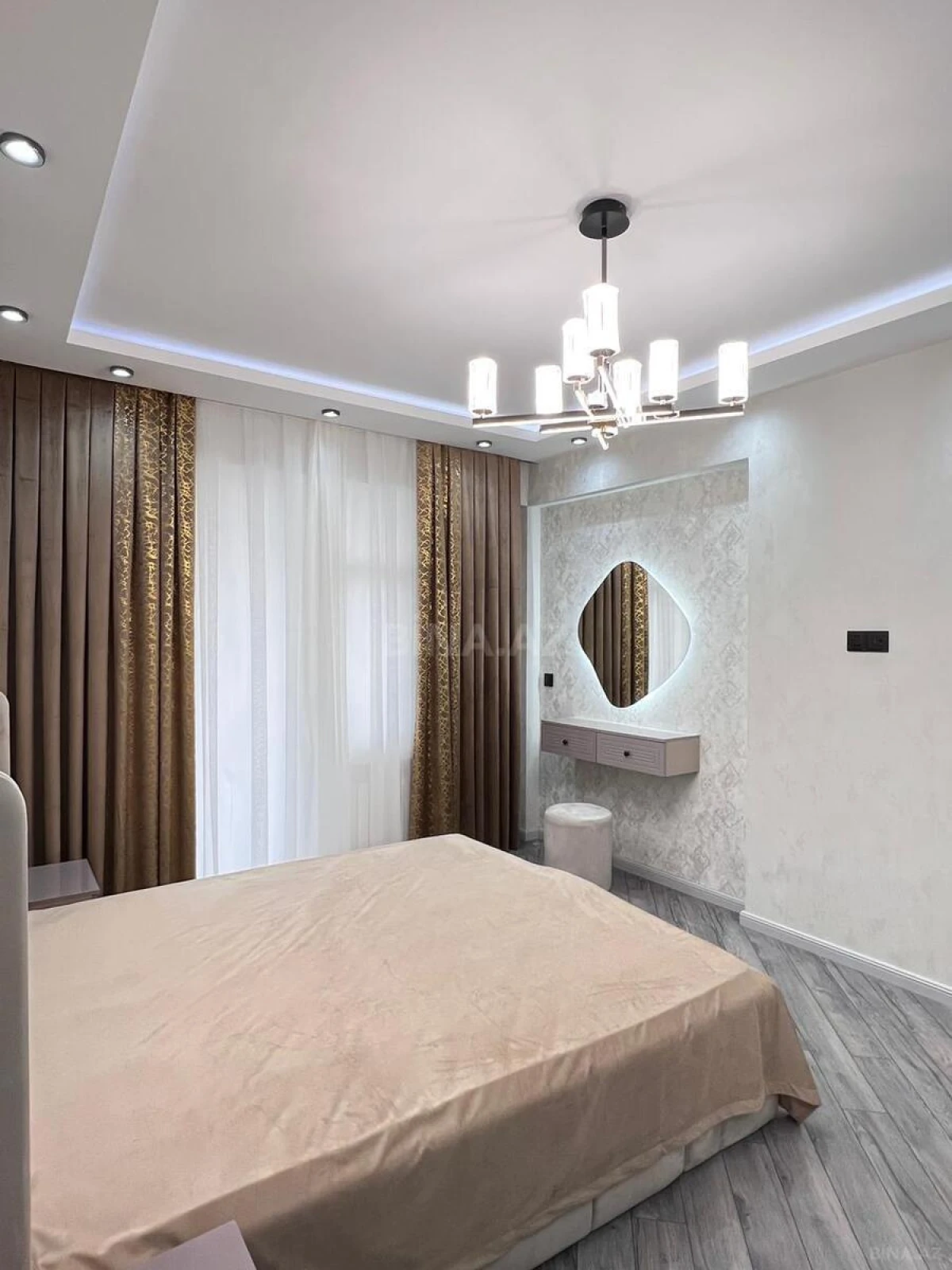Satılır 3 otaqlı mənzil 80 m²