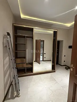 Kirayə verilir 2 otaqlı mənzil 83 m²