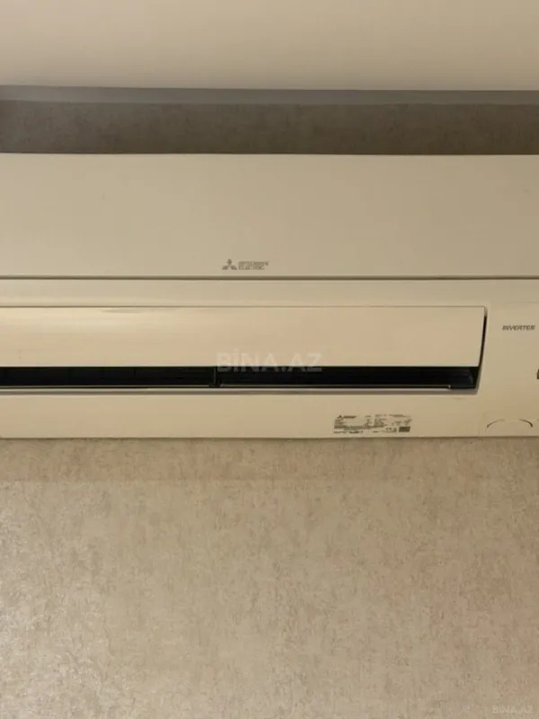 Kirayə verilir 2 otaqlı mənzil 83 m²