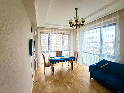 Kirayə verilir 2 otaqlı mənzil 65 m²