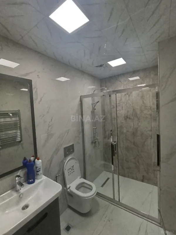 Kirayə verilir 2 otaqlı mənzil 65 m²