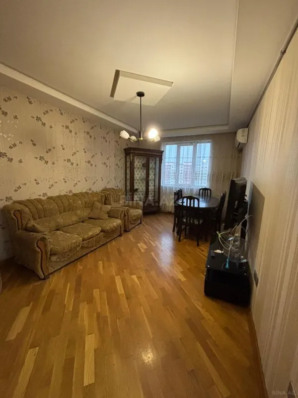 Kirayə verilir 3 otaqlı mənzil 100 m²
