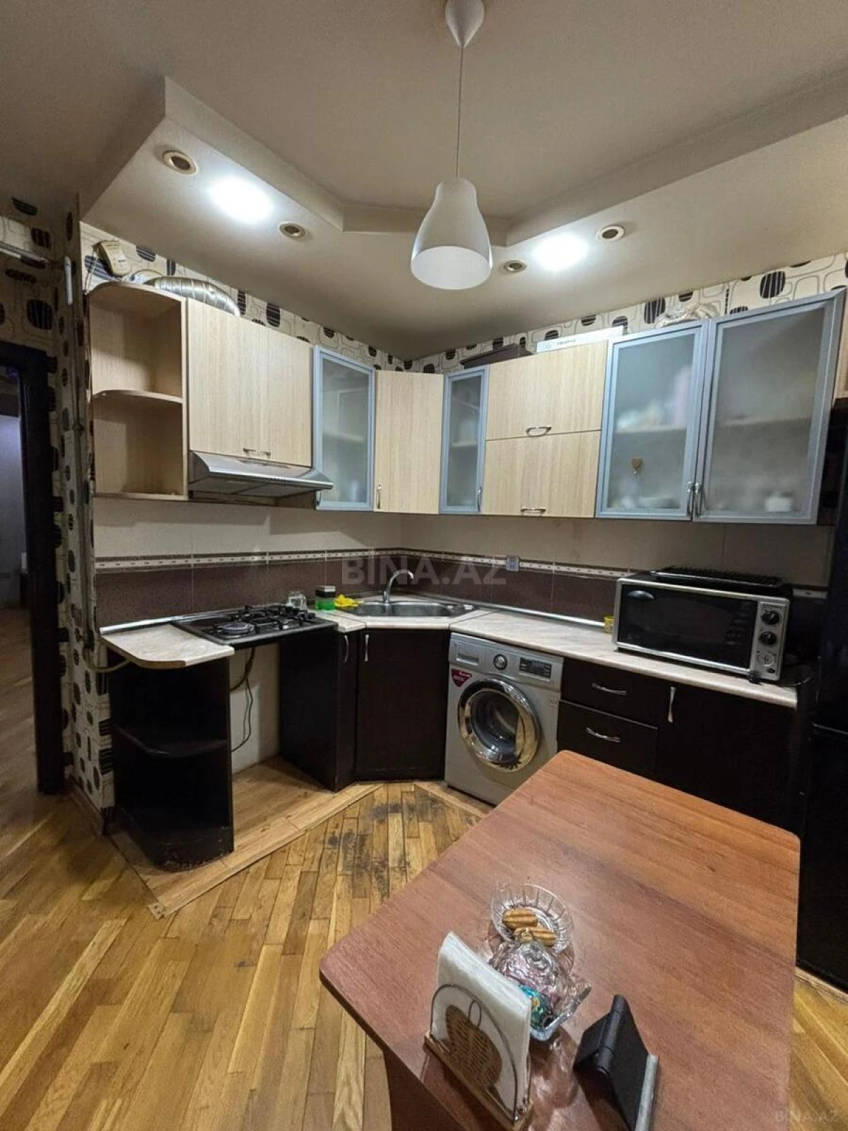 Kirayə verilir 3 otaqlı mənzil 100 m²