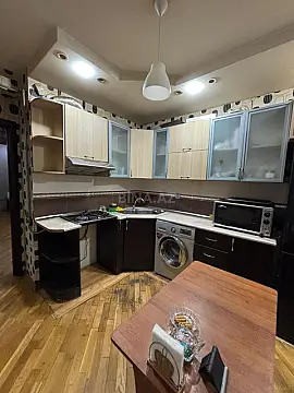 Kirayə verilir 3 otaqlı mənzil 100 m²