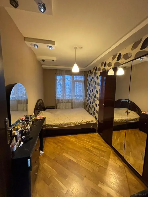 Kirayə verilir 3 otaqlı mənzil 100 m²