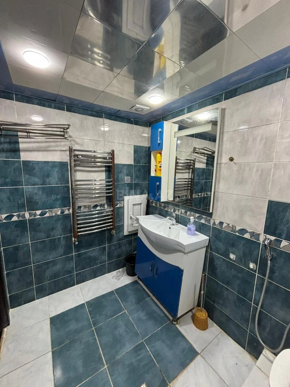 Kirayə verilir 3 otaqlı mənzil 100 m²