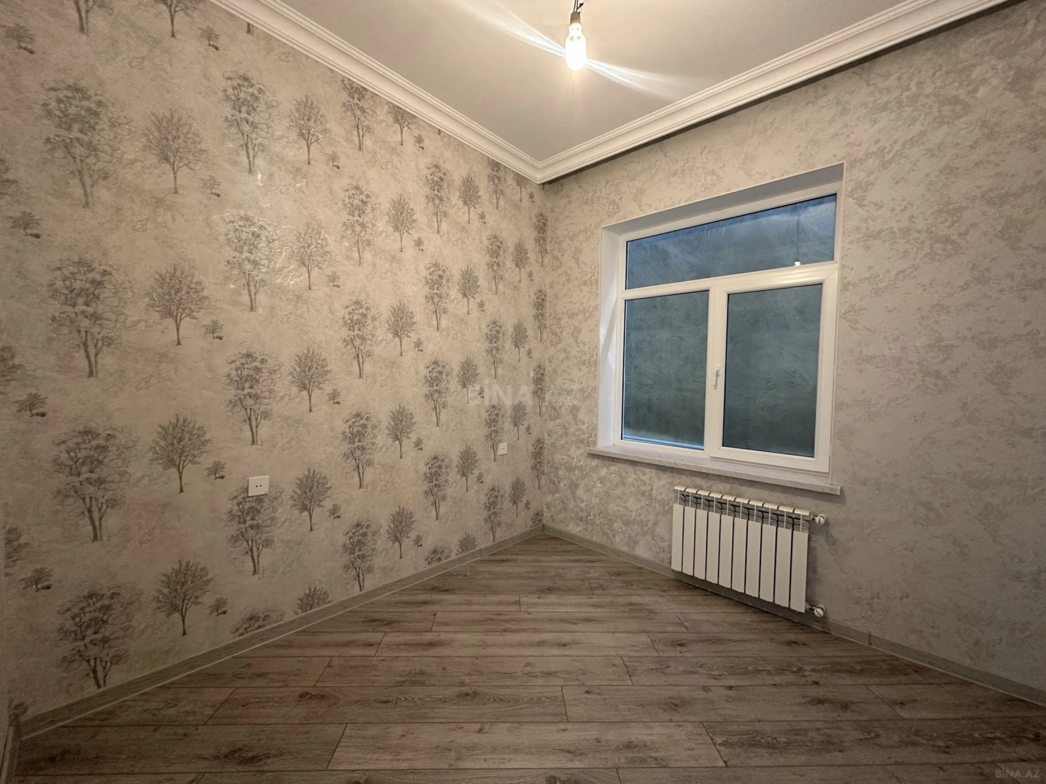 Satılır 5 otaqlı həyət evi 208 m²