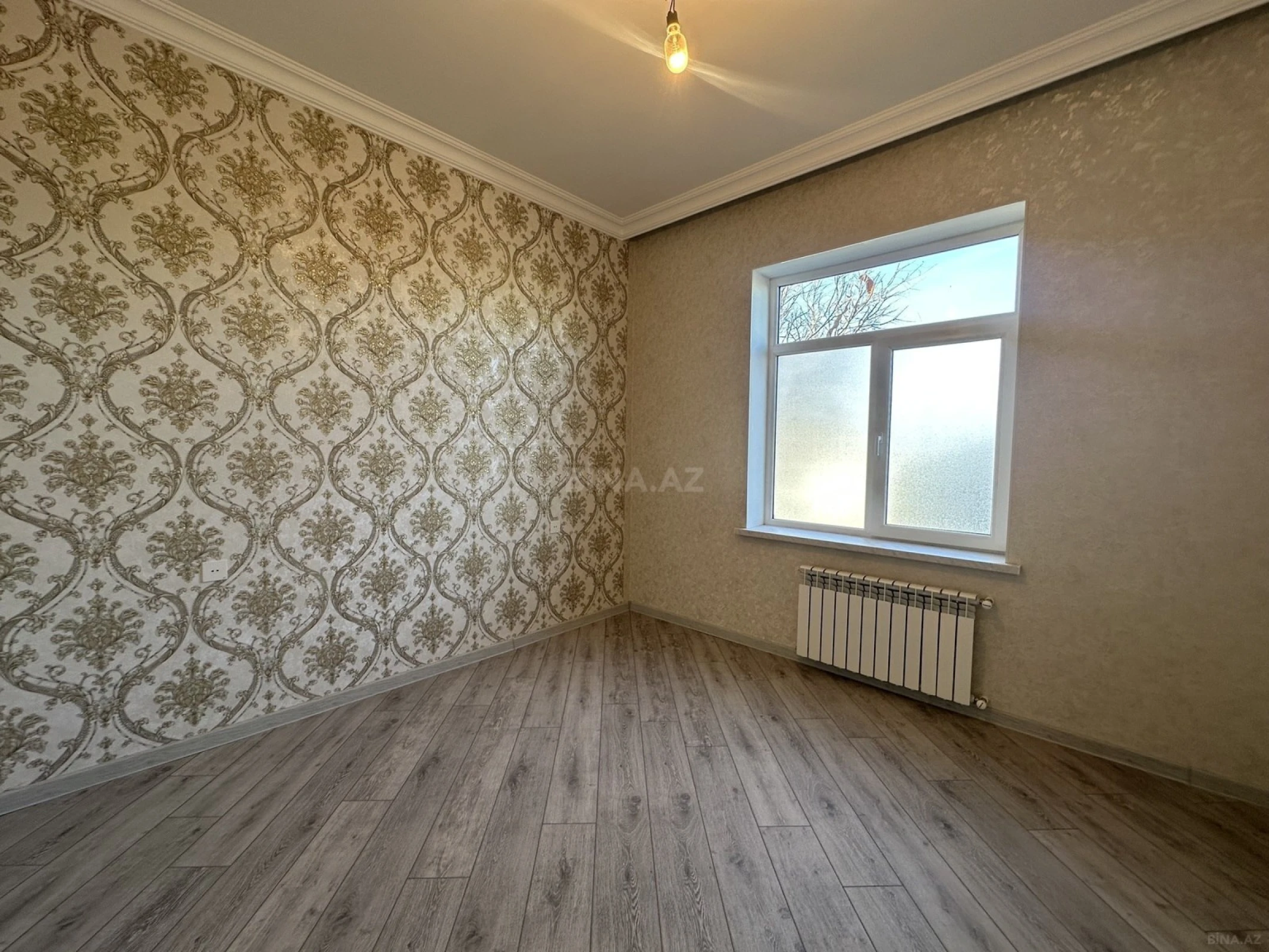 Satılır 5 otaqlı həyət evi 208 m²