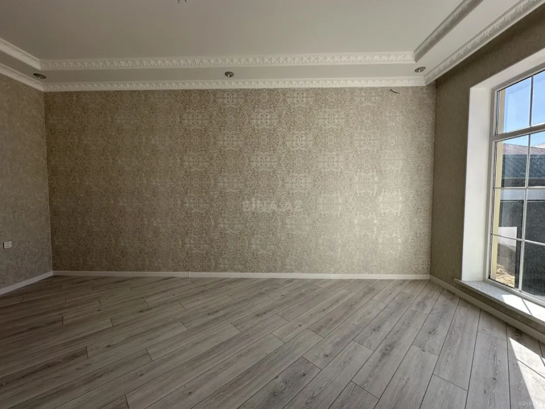 Satılır 5 otaqlı həyət evi 208 m²