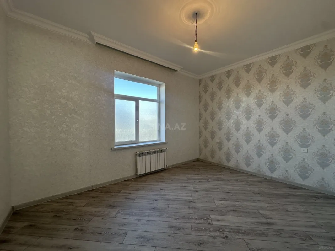 Satılır 5 otaqlı həyət evi 208 m²