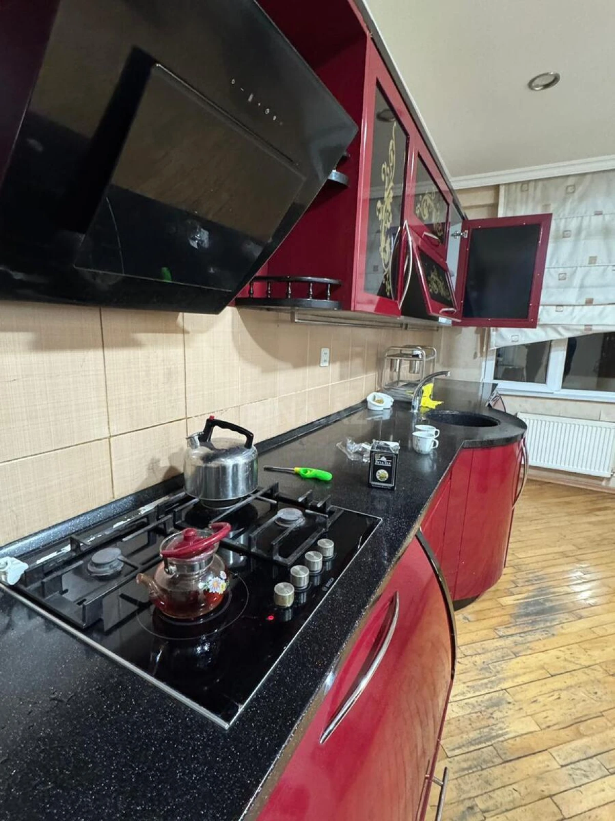 Kirayə verilir 3 otaqlı mənzil 167 m²