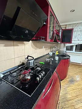 Kirayə verilir 3 otaqlı mənzil 167 m²