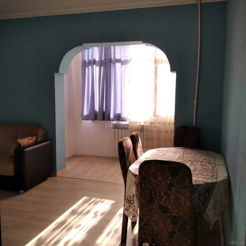 Kirayə verilir 2 otaqlı mənzil 60 m²