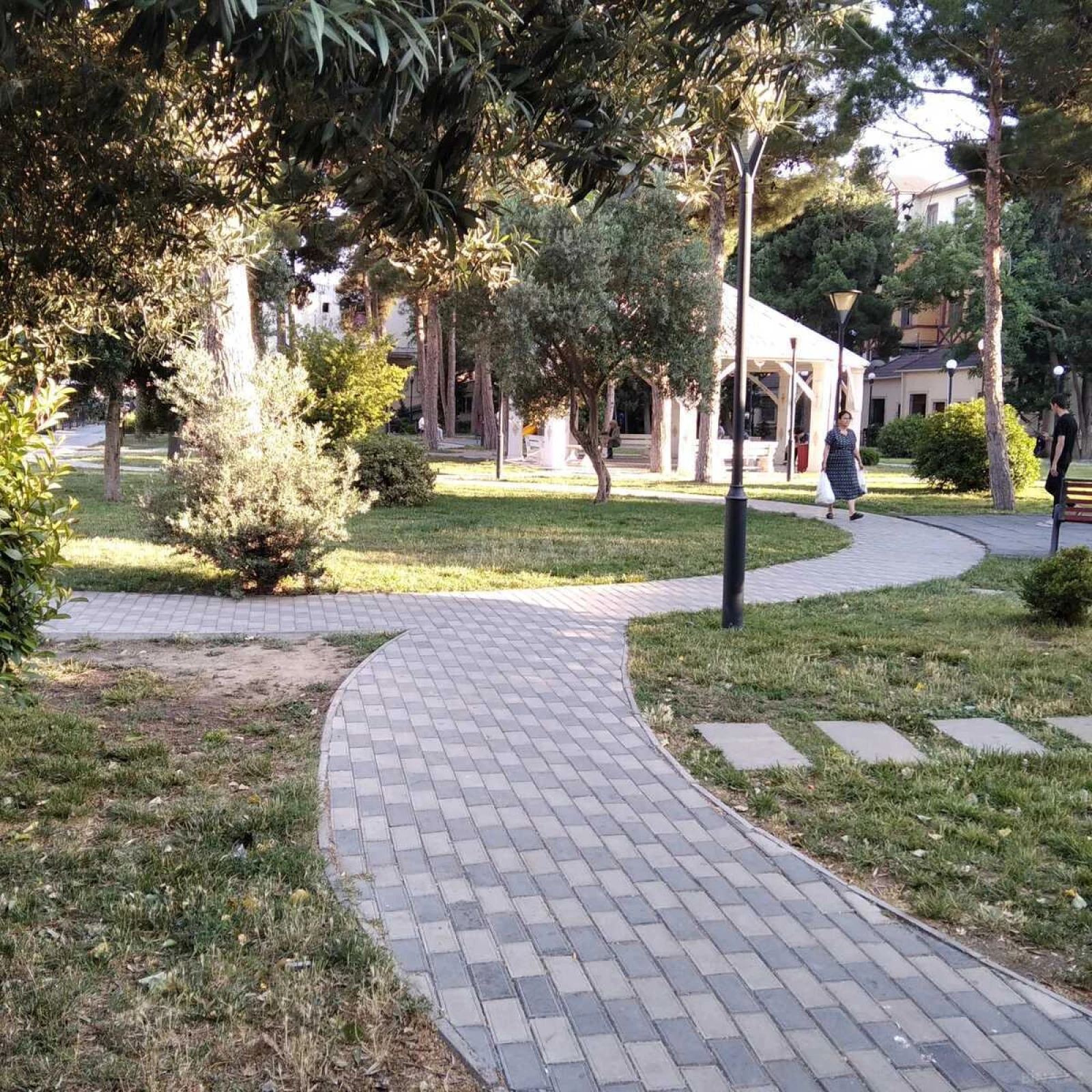 Kirayə verilir 2 otaqlı mənzil 60 m²