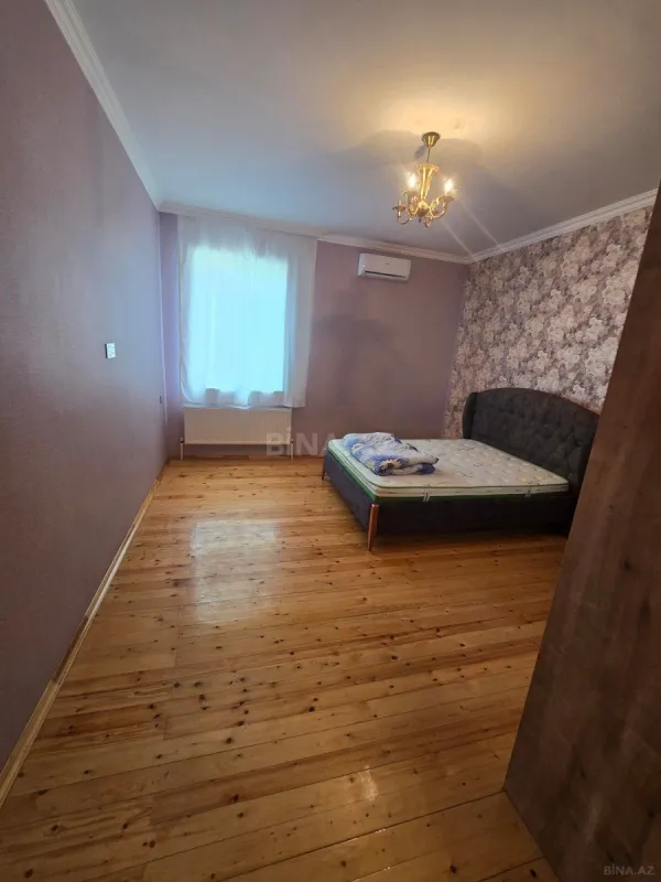 Satılır 4 otaqlı həyət evi 200 m²
