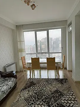 Kirayə verilir 2 otaqlı mənzil 50 m²