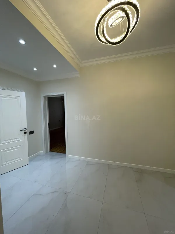 Satılır 2 otaqlı mənzil 90 m²