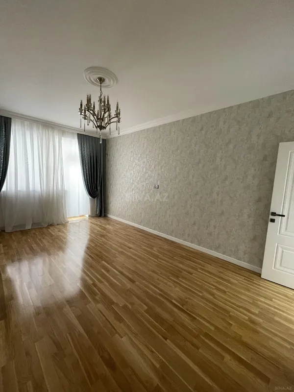 Satılır 2 otaqlı mənzil 90 m²