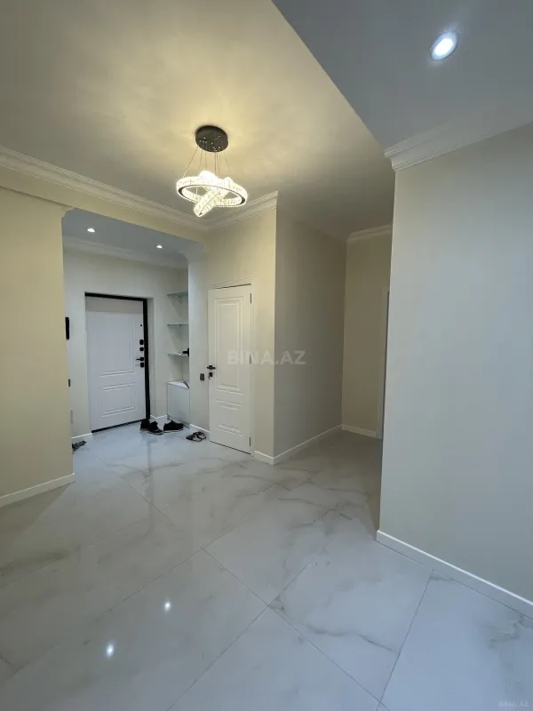 Satılır 2 otaqlı mənzil 90 m²