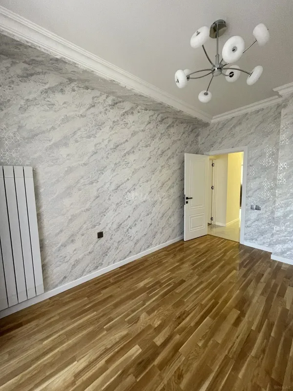 Satılır 2 otaqlı mənzil 90 m²