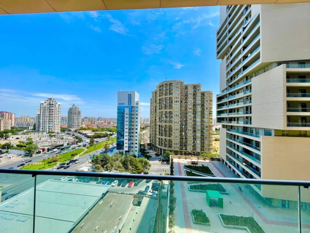 Satılır 3 otaqlı mənzil 107 m²