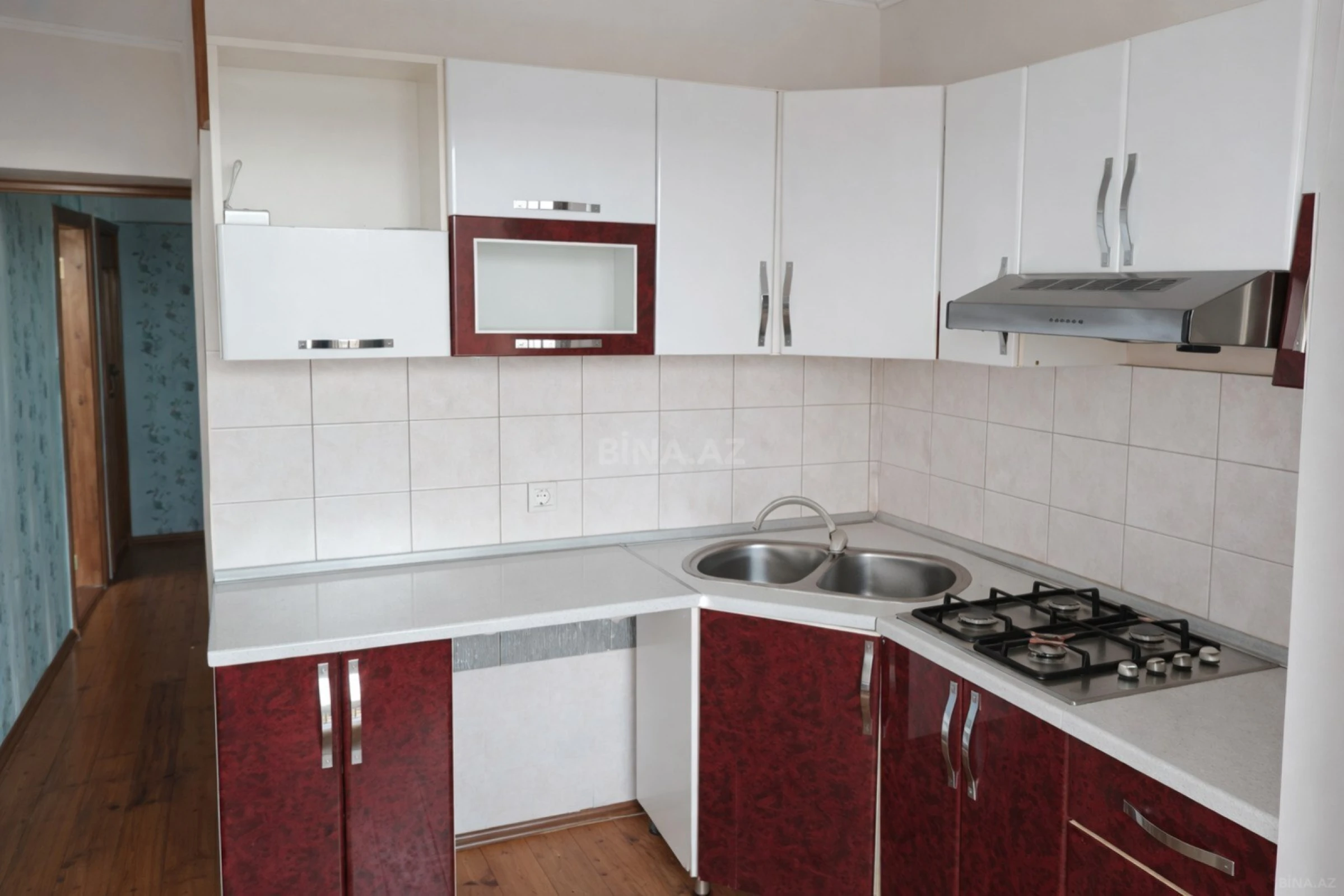 Satılır 3 otaqlı mənzil 85 m²