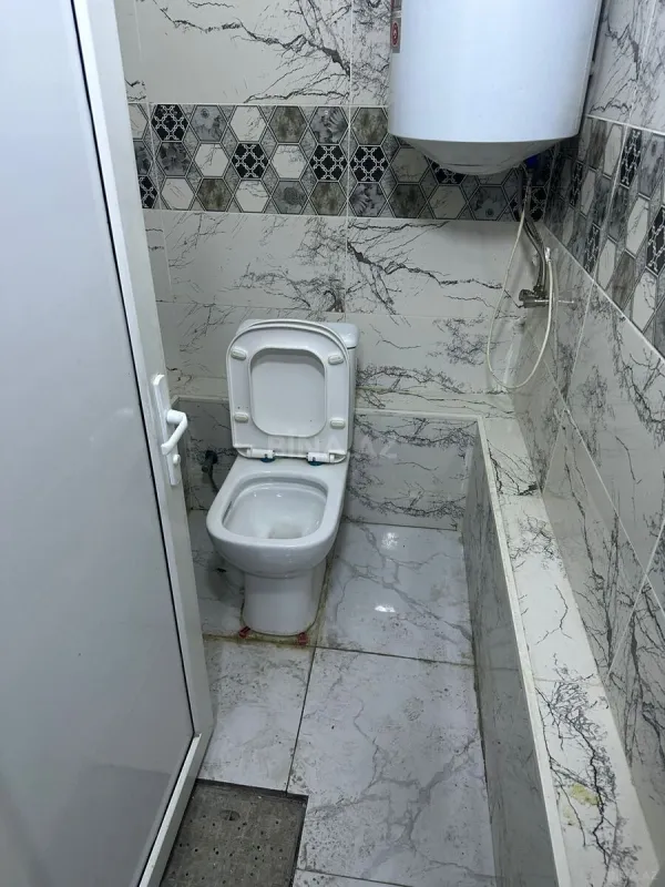 Satılır obyekt 100 m²