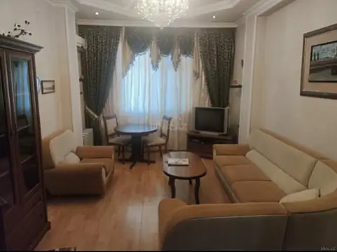 Kirayə verilir 2 otaqlı mənzil 60 m² — Bakı, İnşaatçılar 2 otaq 60.00 m²