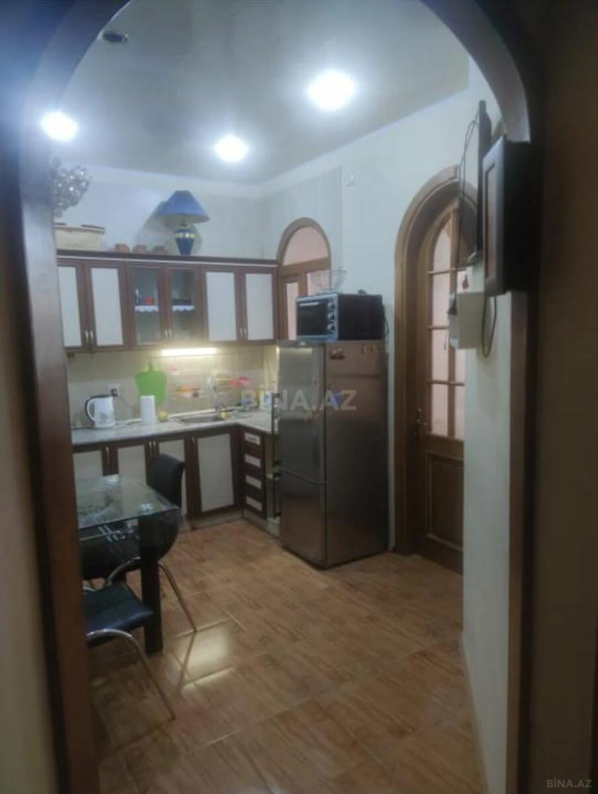 Kirayə verilir 2 otaqlı mənzil 60 m²