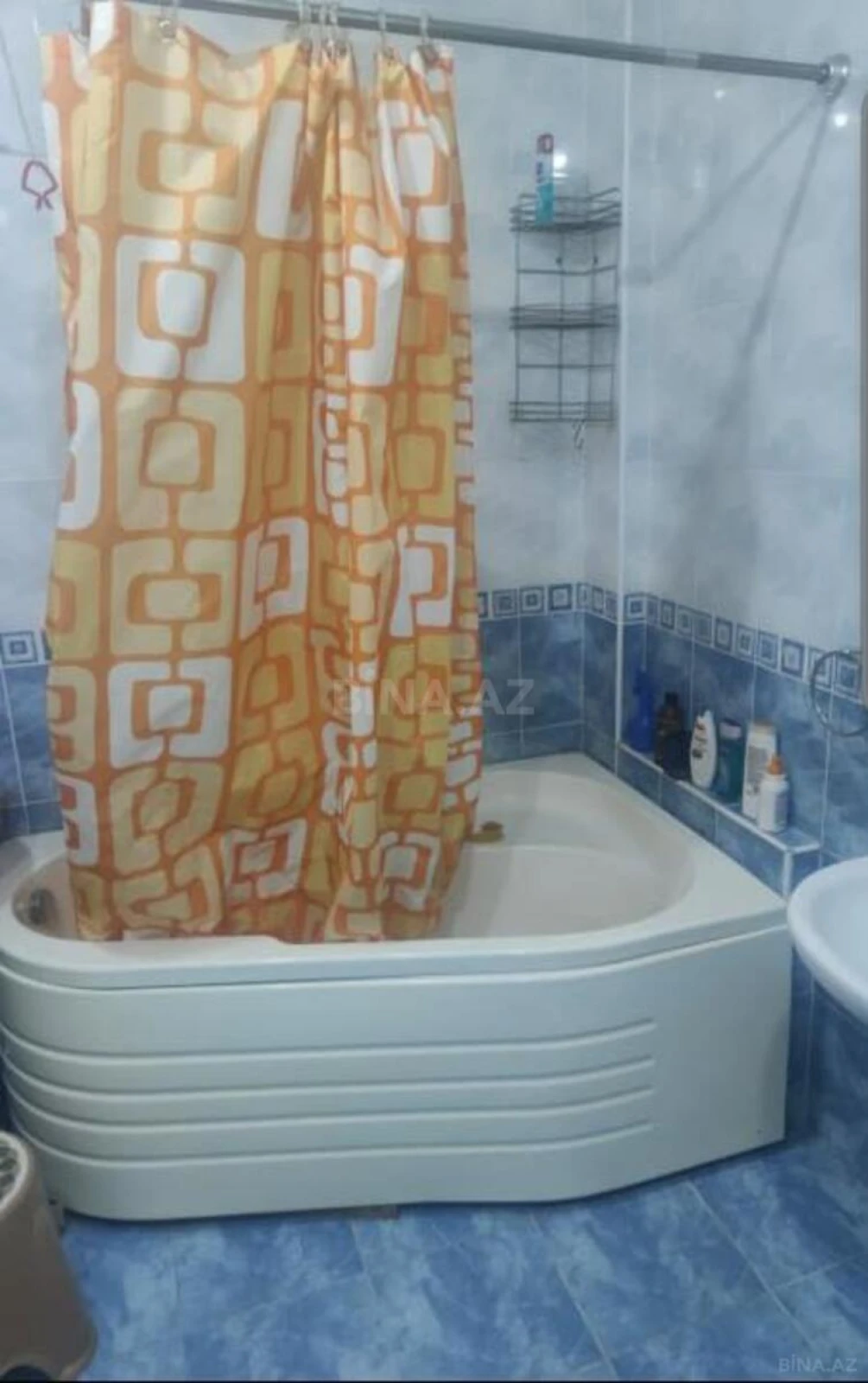 Kirayə verilir 2 otaqlı mənzil 60 m²