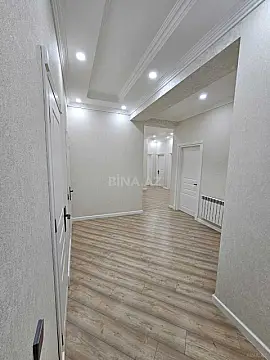 Satılır 3 otaqlı mənzil 128 m²