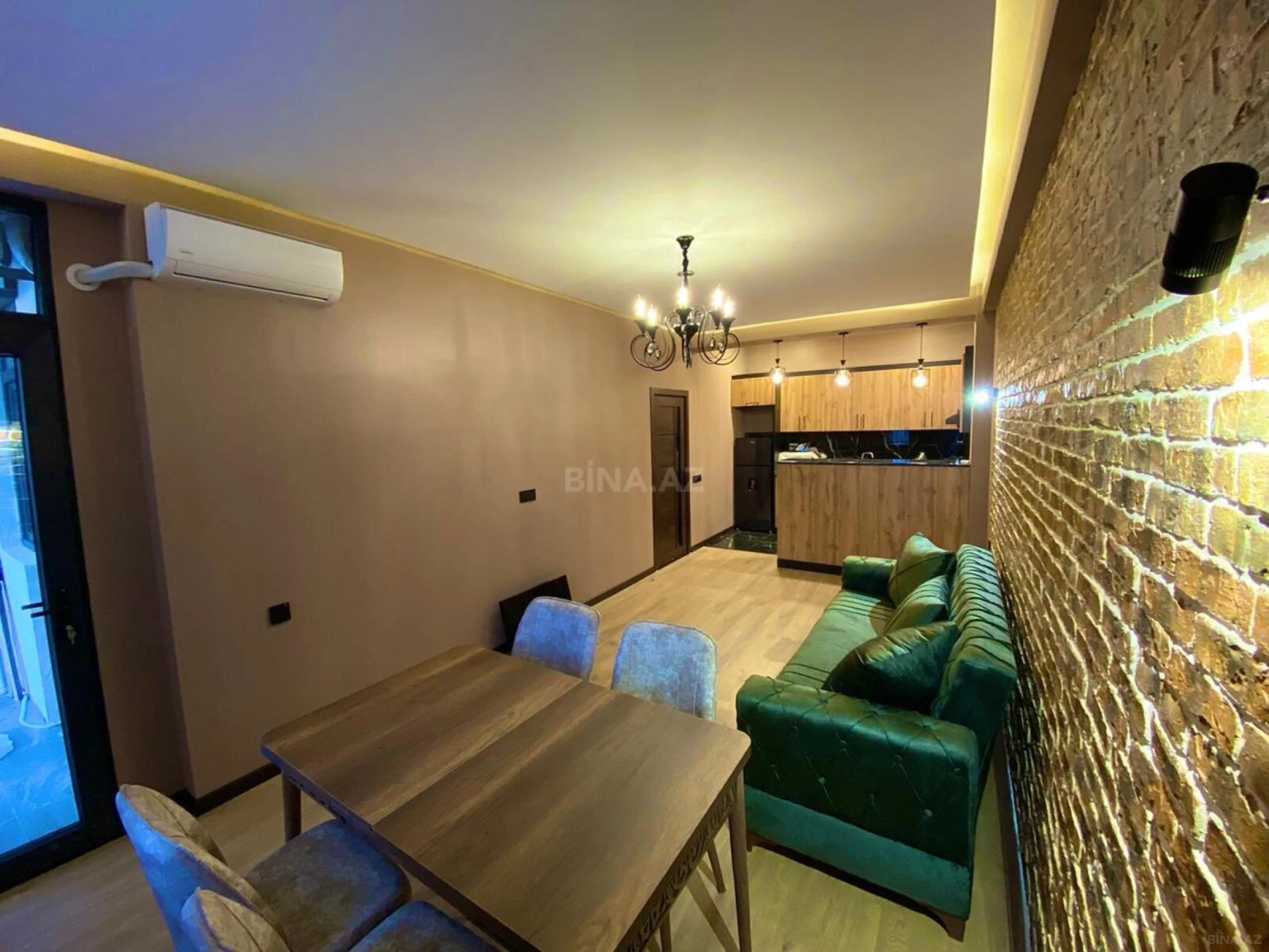 Kirayə verilir 3 otaqlı mənzil 110 m²
