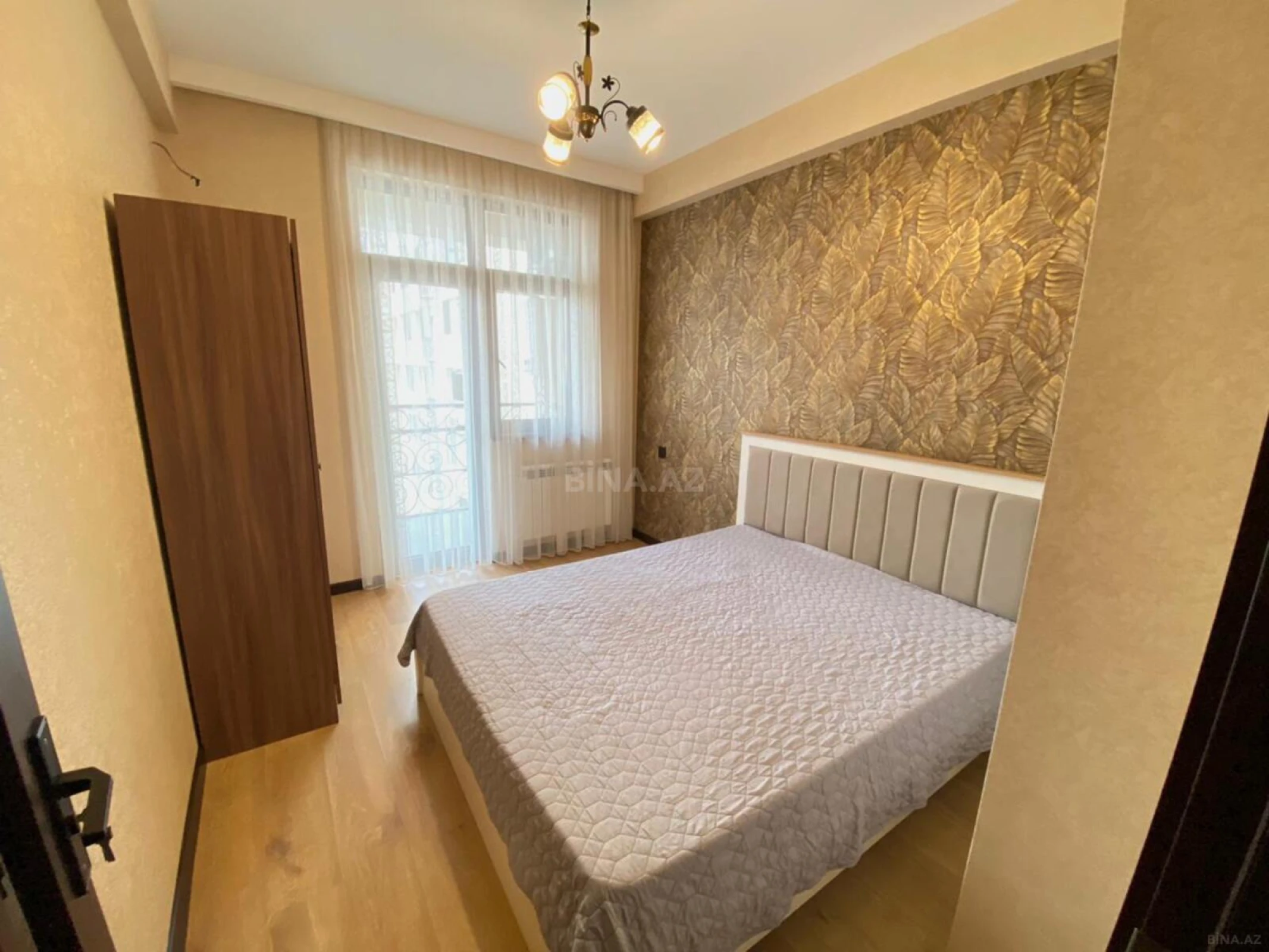Kirayə verilir 3 otaqlı mənzil 110 m²