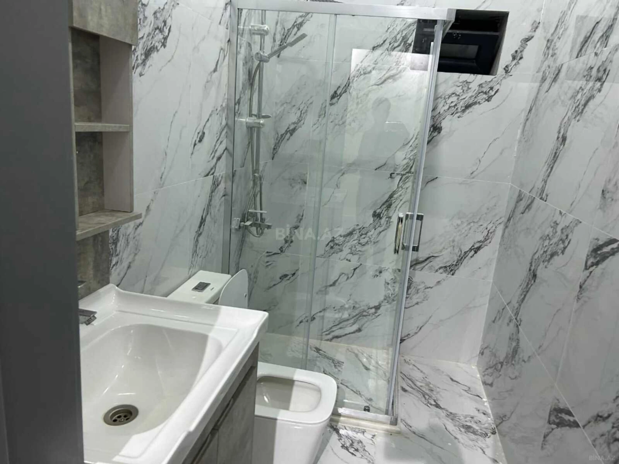 Satılır 3 otaqlı həyət evi 140 m²