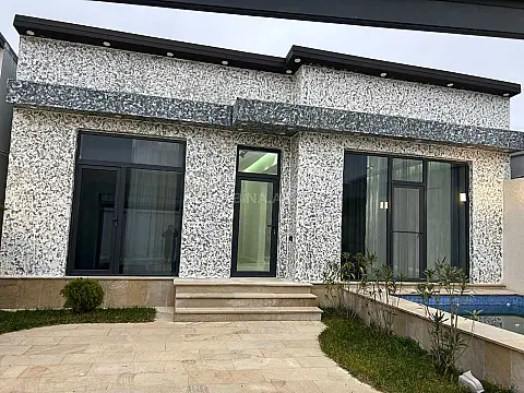 Satılır 3 otaqlı həyət evi 140 m²