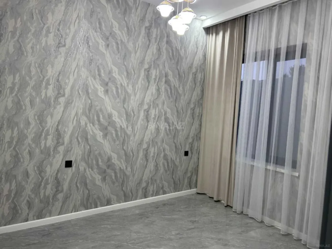 Satılır 3 otaqlı həyət evi 140 m²