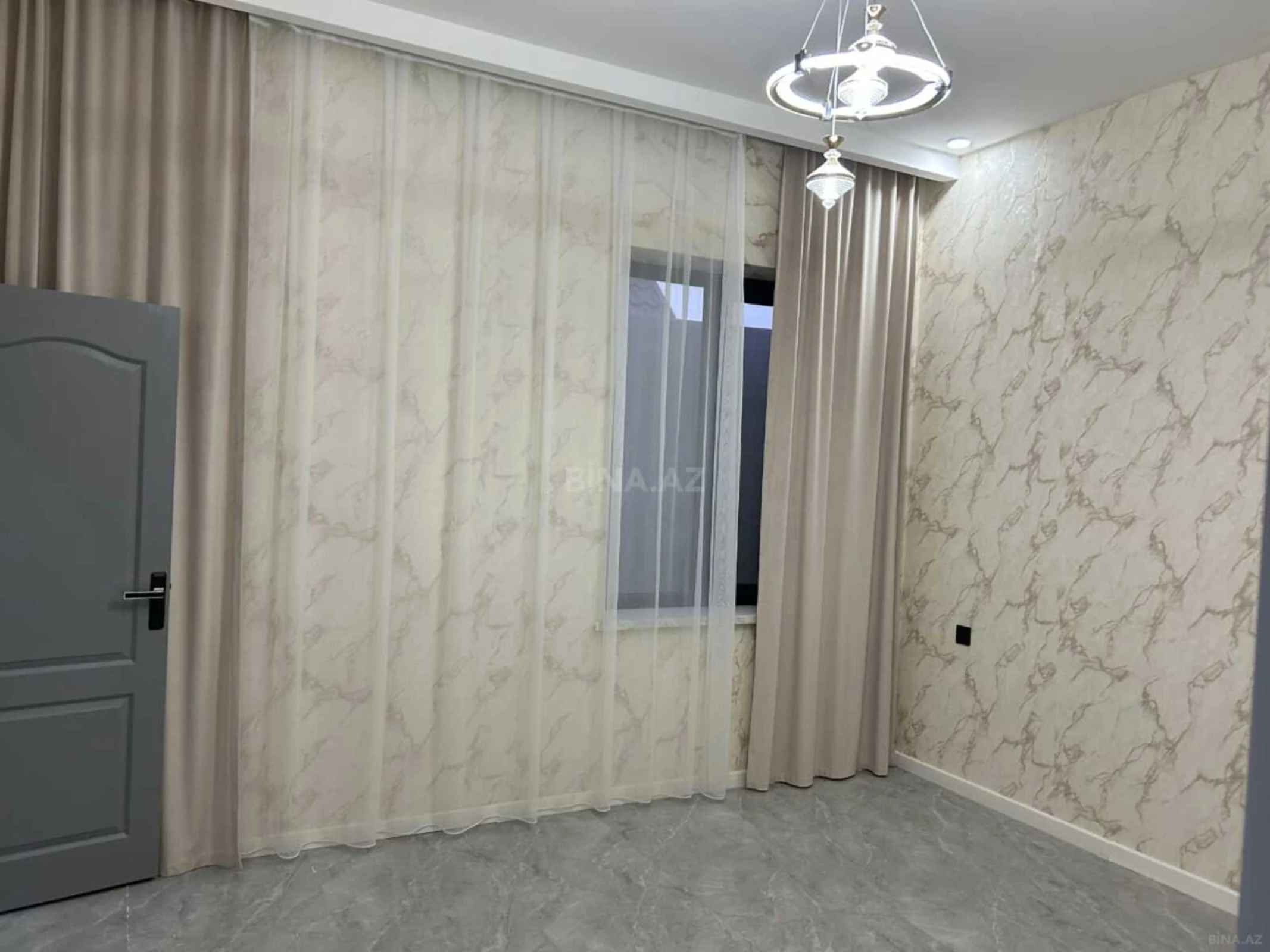 Satılır 3 otaqlı həyət evi 140 m²