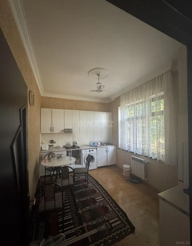 Satılır 4 otaqlı həyət evi 145 m²