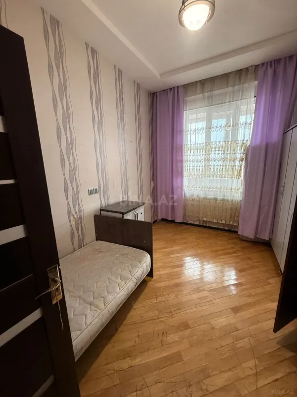 Satılır 3 otaqlı mənzil 97 m²