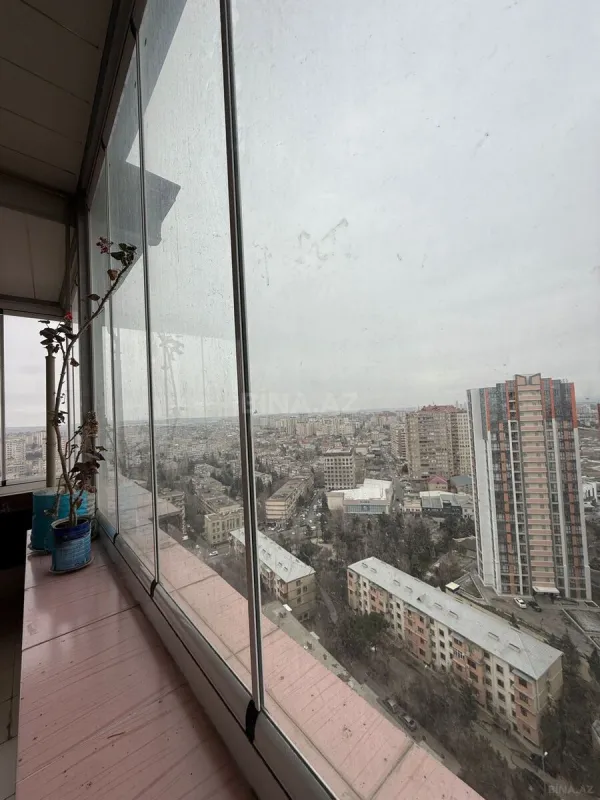 Satılır 3 otaqlı mənzil 97 m²
